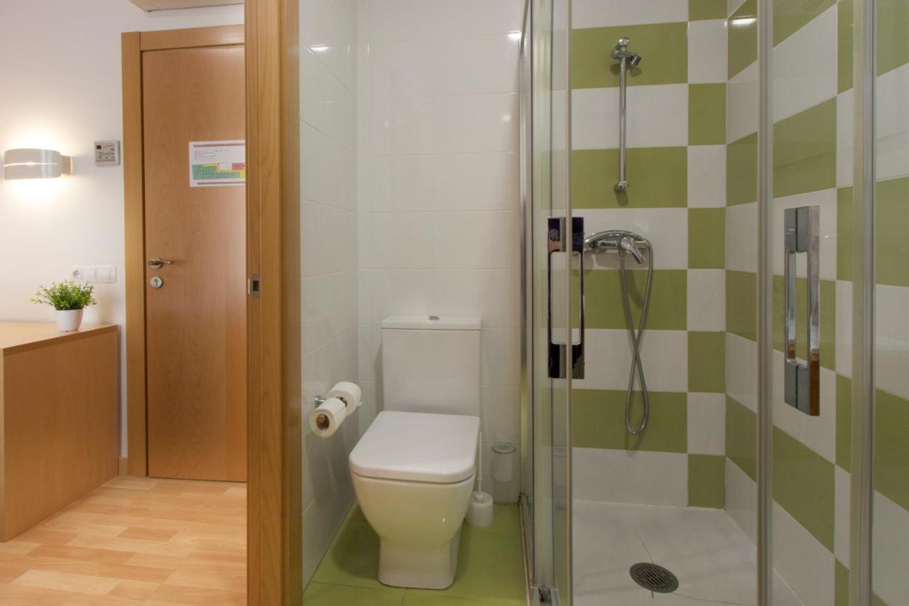 Hostal La Numantina Logrono Bagian luar foto