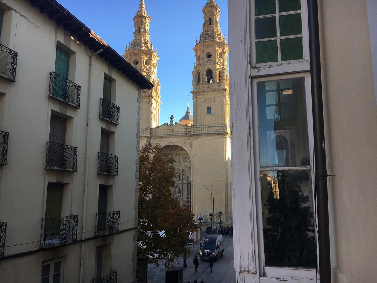 Hostal La Numantina Logrono Bagian luar foto