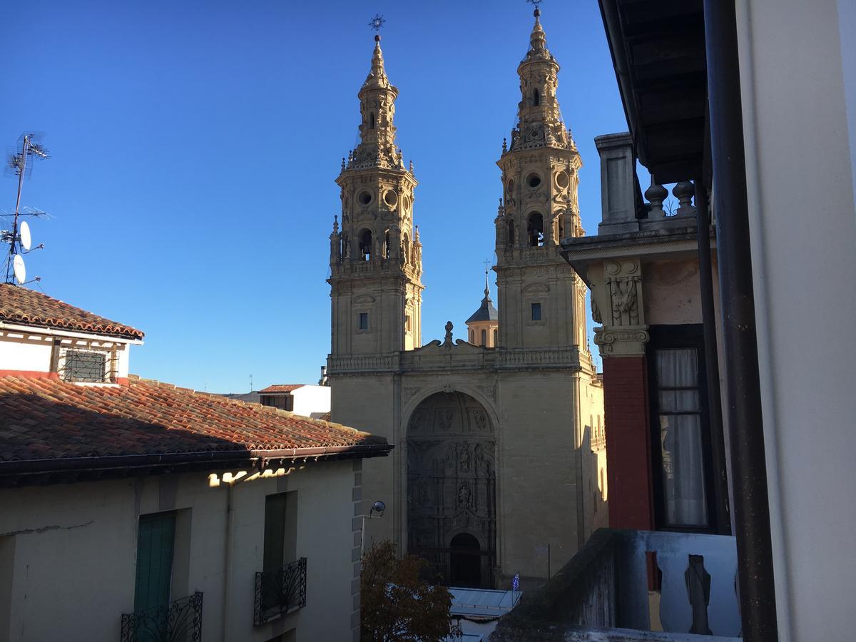 Hostal La Numantina Logrono Bagian luar foto